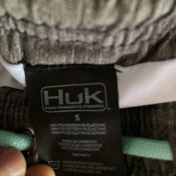 Huk Men’s Swim Trunks Size Small 5.5” Volley Shorts w/ Anti-Chafe Liner - Picture 7 of 10